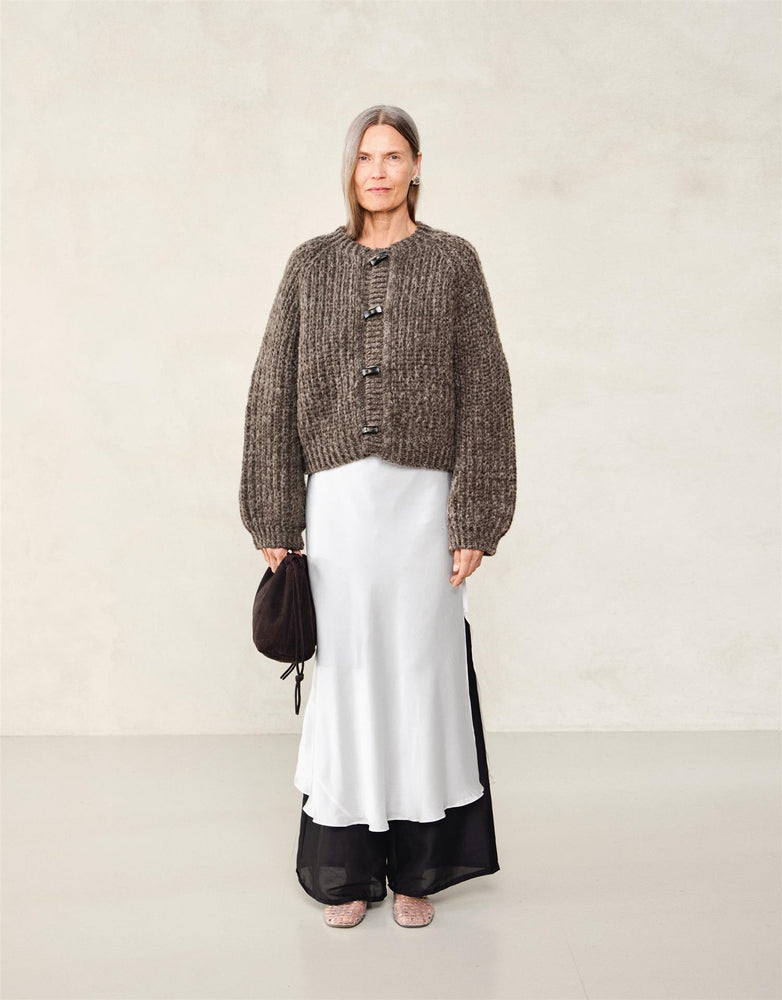 2507 - DIY - NR. 4 CHUNKY Jacket - Sandnes garn - Garntopia