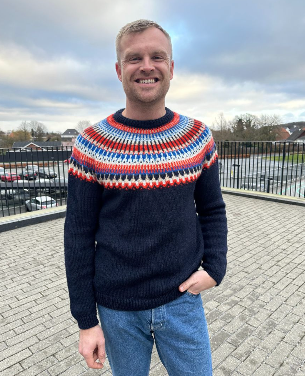 Celeste Sweater Man - Papir - PetiteKnit - Garntopia