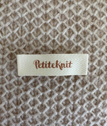 "PETITEKNIT" LABEL Biscuit