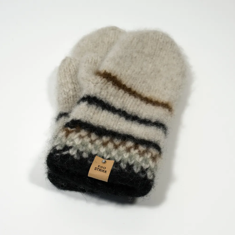 Merke Egostrikk - Lysbrun SL385 - Kort & Godt - Garntopia