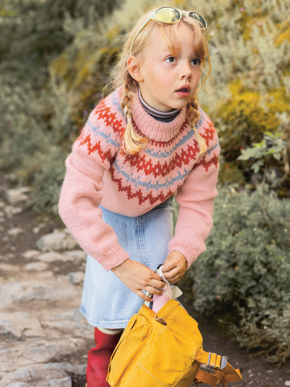 2411 - Norske ikoner barn - Nr. 2  Polar-light Barnegenser - Sandnes garn - Garntopia