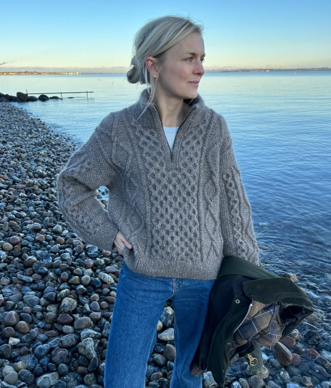 Dagmar Zipper Sweater - Papir - PetiteKnit - Garntopia