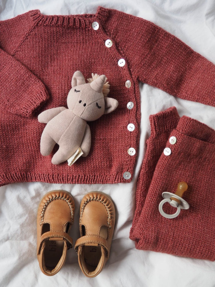 Ellens Hentesett - Papir - PetiteKnit - Garntopia