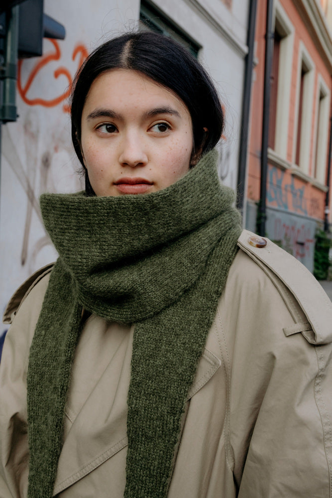 483 Hettesettet - papiroppskrift - Rauma Garn - Garntopia