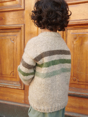 2408 - Mykt til barn - Nr. 9 ADAM SWEATER JUNIOR - Sandnes garn - Garntopia