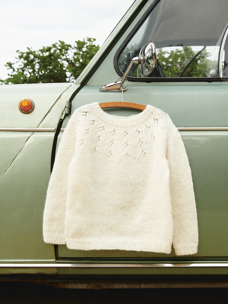 2506 - Mykt til barn - Nr. 7  Sweet Pea Sweater Junior - Sandnes garn - Garntopia