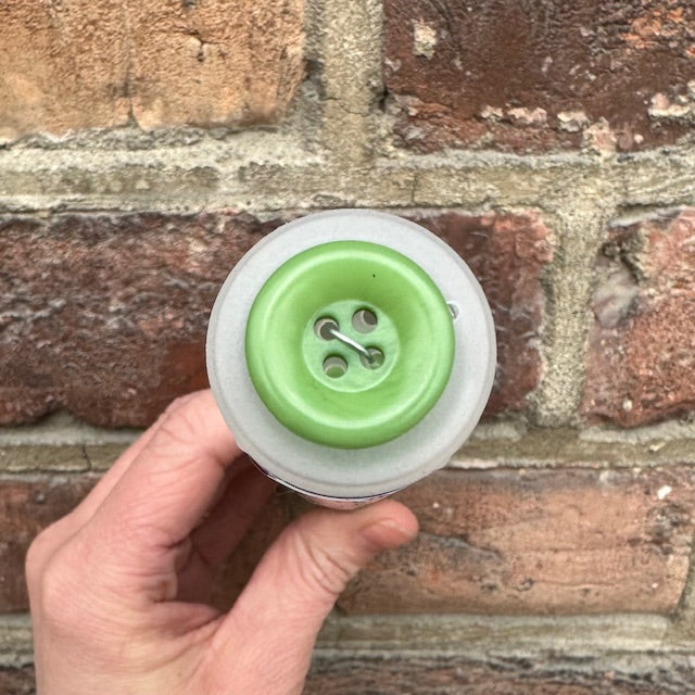 Plastknapp 4 hull - Grønn- 18 mm - Villy Jensen - Garntopia