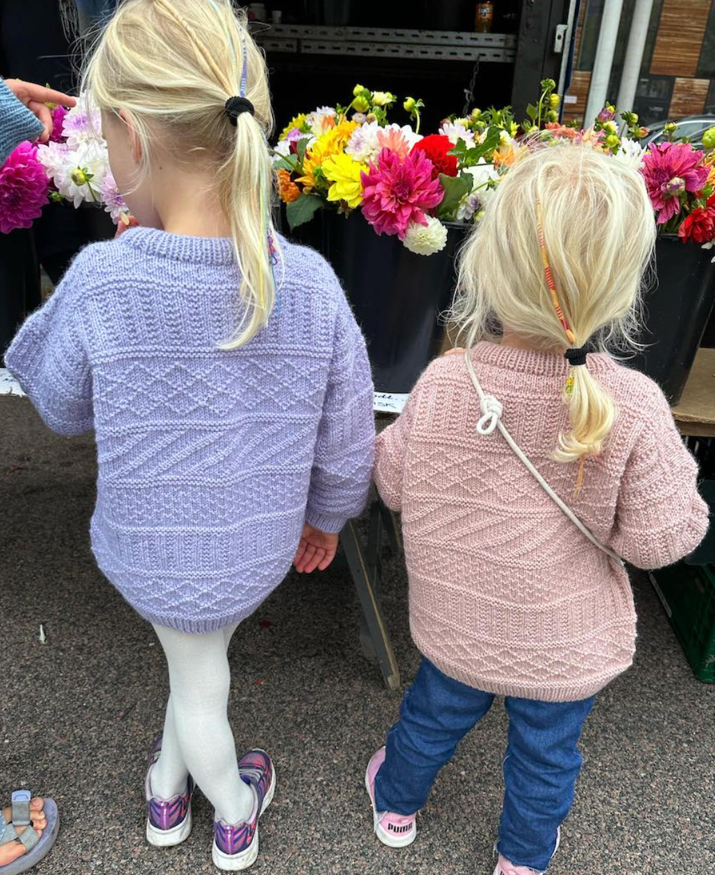 Storm Sweater Junior - Papir - PetiteKnit - Garntopia