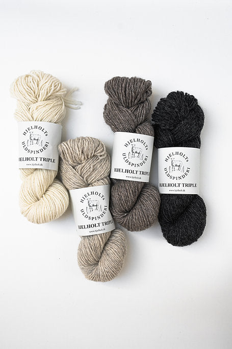 43 Nougat -  Hjelholt Triple - Hjelholt - Garntopia