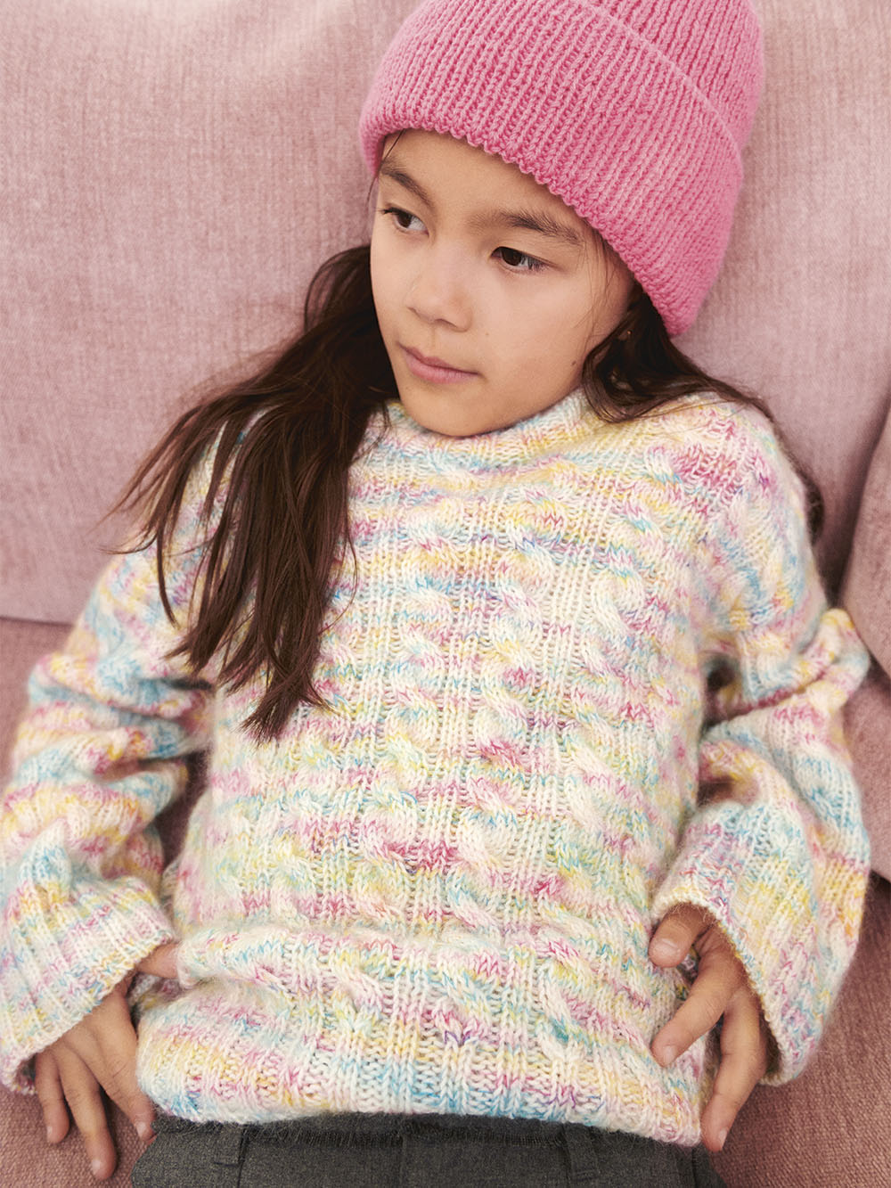 2401 - Mykt til barn - Nr. 1 BONNIE SWEATER JUNIOR - Papir - Sandnes garn - Garntopia