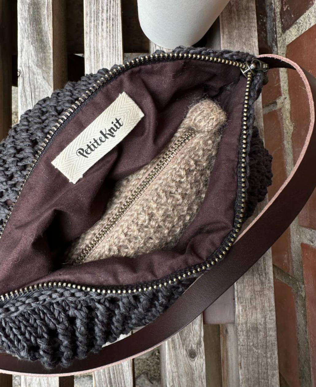 For til veske med rund bunn - C = 58 CM - BRUN (stor Florence Bag/stor Honey Bucket Bag) - PetiteKnit - Garntopia