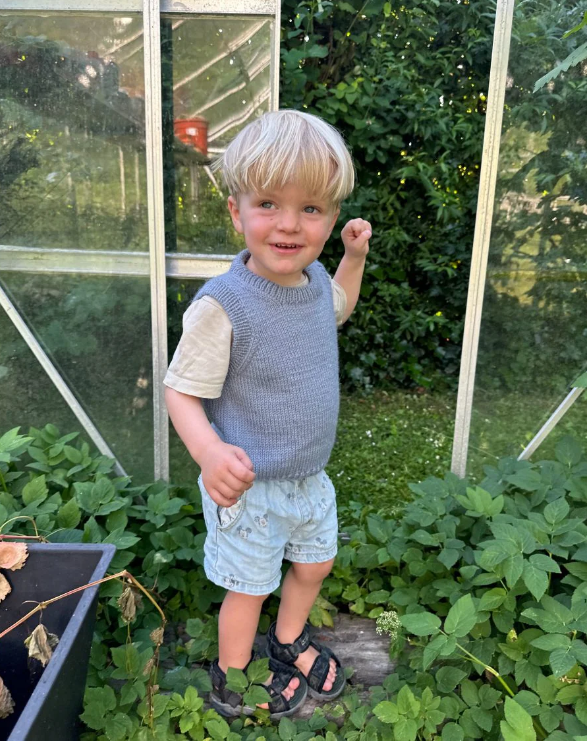 Novice Slipover Junior - Papir - PetiteKnit - Garntopia