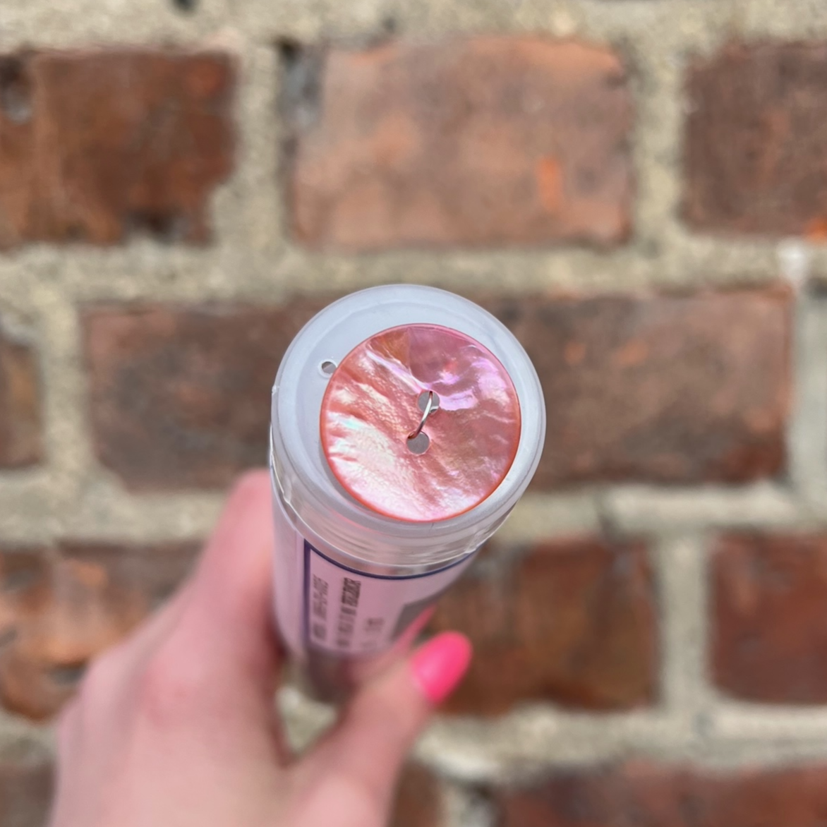 Perlemorknapp - Lyserød - 20 mm - Villy Jensen - Garntopia