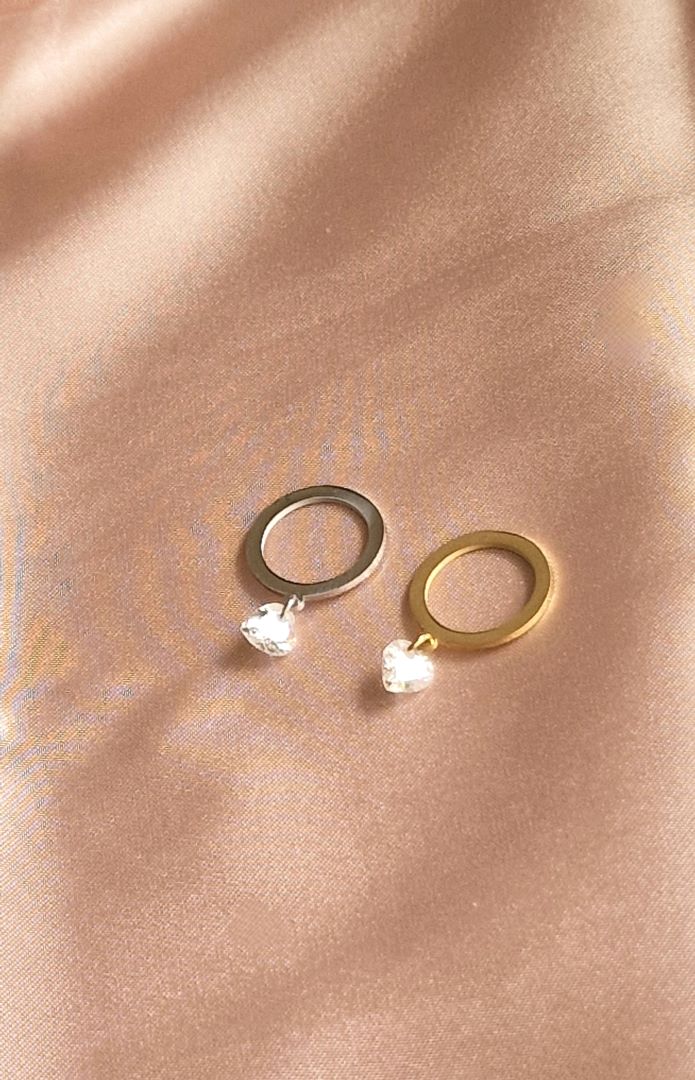 My Pearl - Stitch Markers - Zircon Heart Charms - 2 PCS - Gold - SILFA ehf - Garntopia