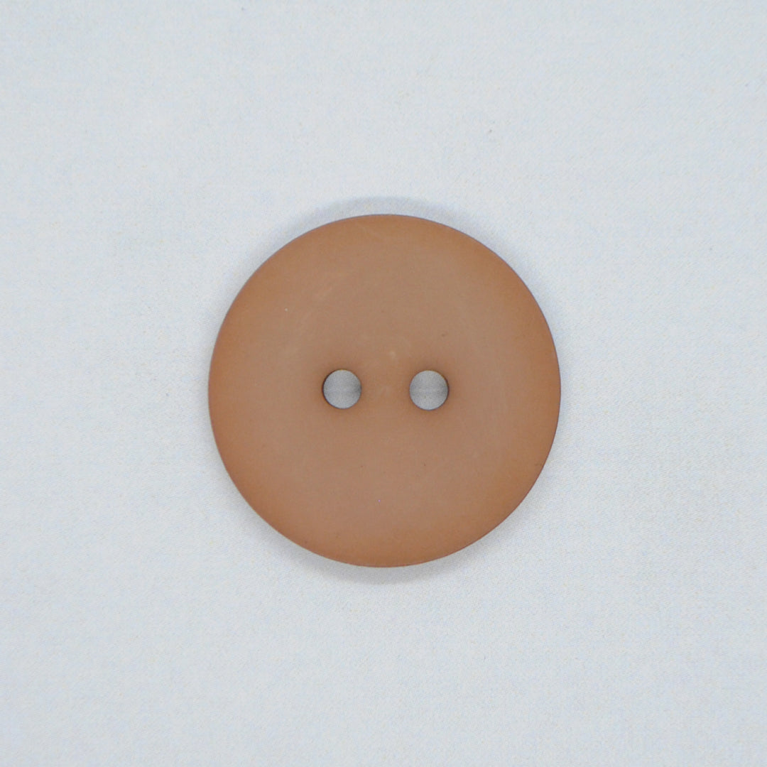 Plastknapp 2 hull - Mokka - 18 mm - Villy Jensen - Garntopia