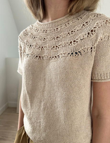 Le Knit - Noomi Tee - Papir - Lene Holme Samsøe - Garntopia