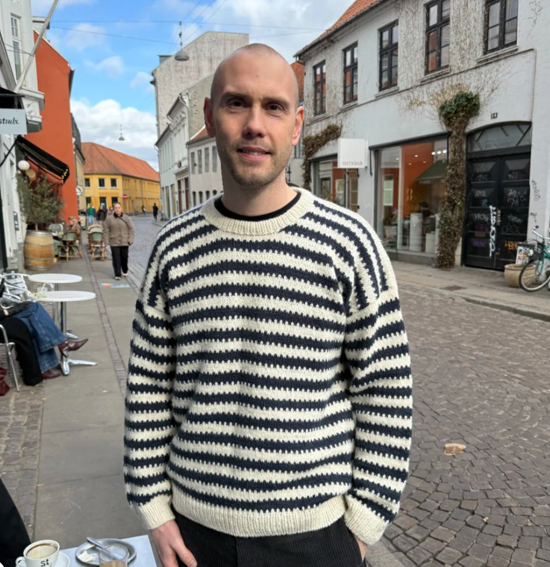 Otto Sweater Man - Papir - PetiteKnit - Garntopia