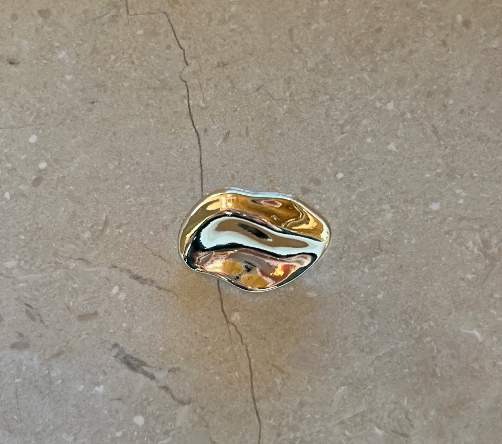 Bay Button Big - Gold - Touch of EEVA - Garntopia