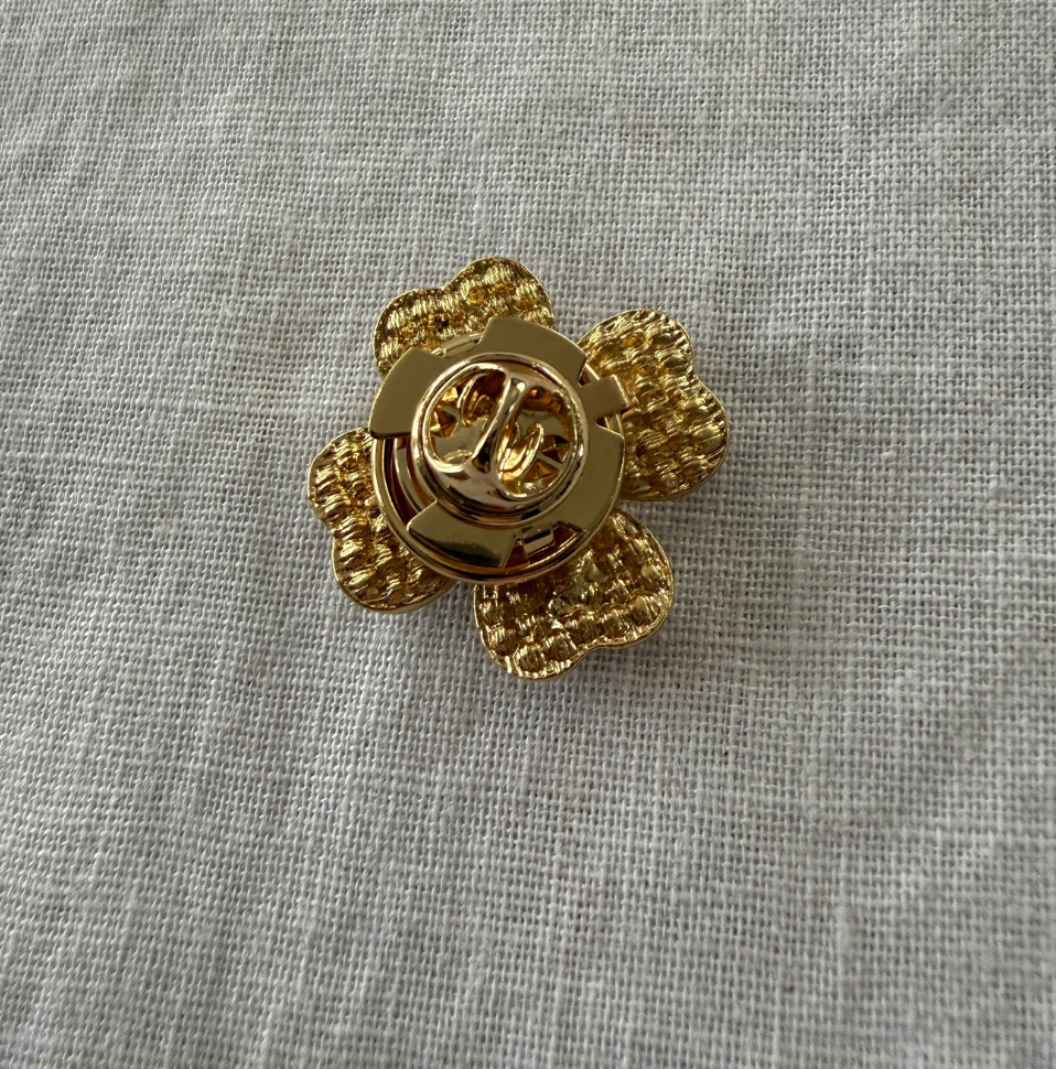 Button Cover - Pin gold - Touch of EEVA - Garntopia