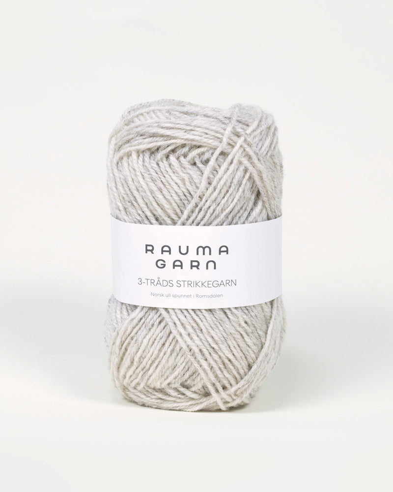 103 Lys Grå Melert -	3-tr Strikkegarn - Rauma Garn - Garntopia