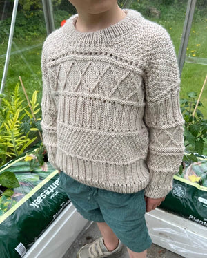 Ingrid Sweater Junior - Papir - PetiteKnit - Garntopia