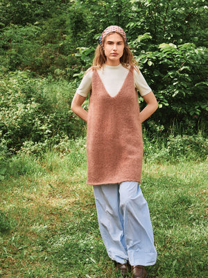 2507 - DIY - NR. 9 MEADOW Dress - Sandnes garn - Garntopia