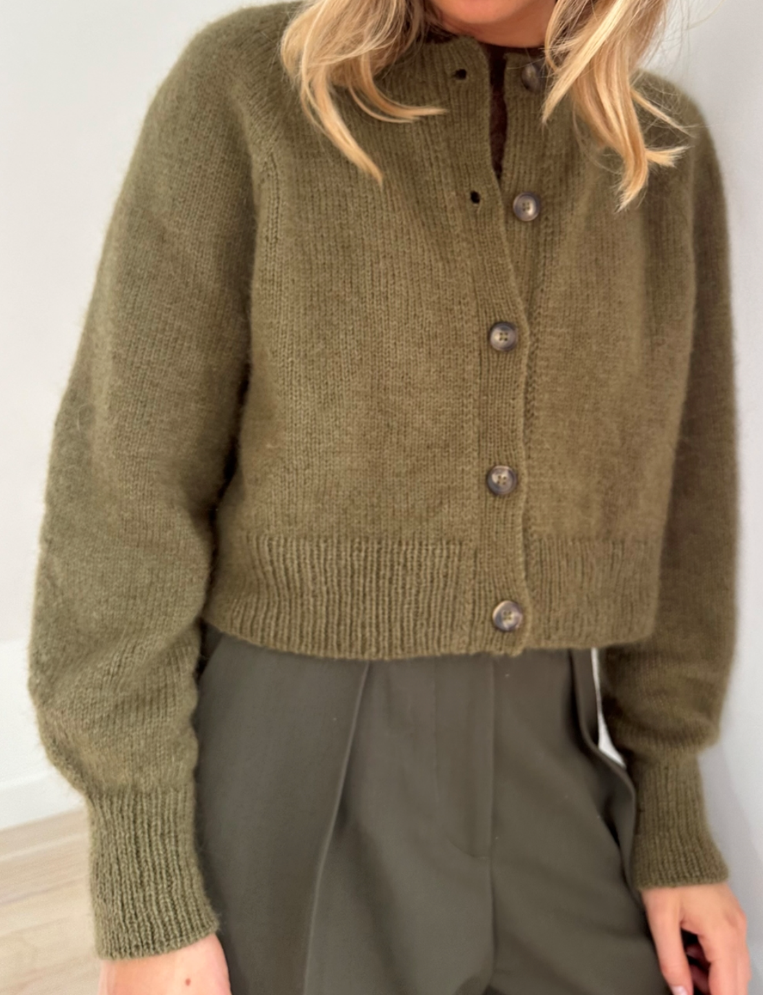 Le Knit - Darcy Cardigan - Papir - Lene Holme Samsøe - Garntopia