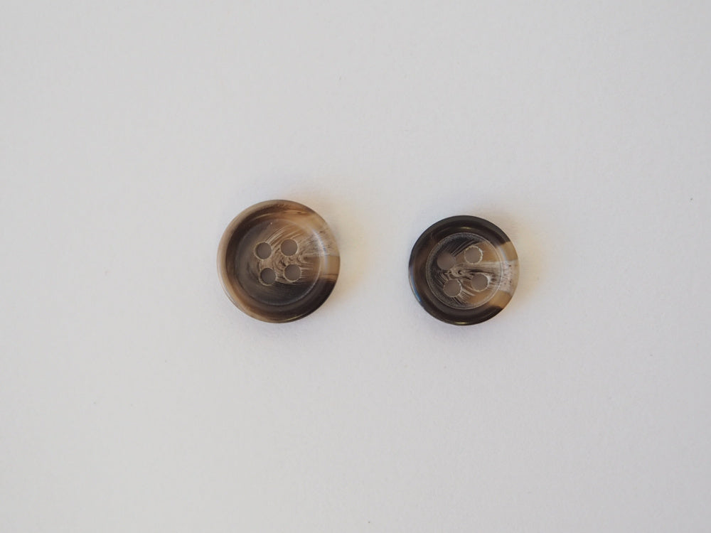 Tortoise knapper, brune - 11 mm - Ukjent - Garntopia