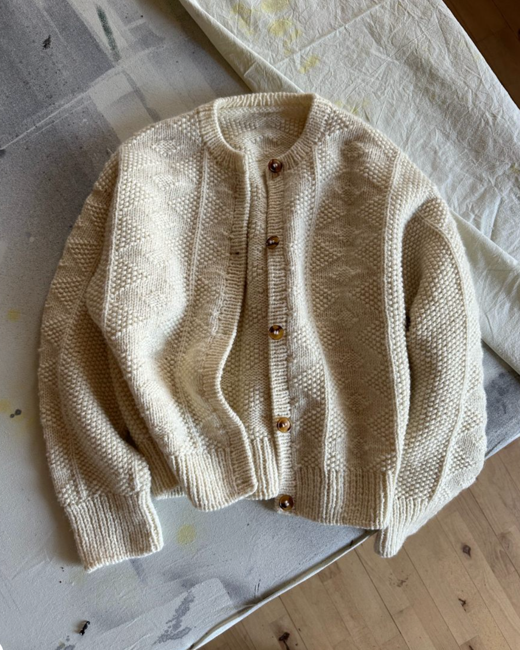 Esther Jacket - Papir - PetiteKnit - Garntopia