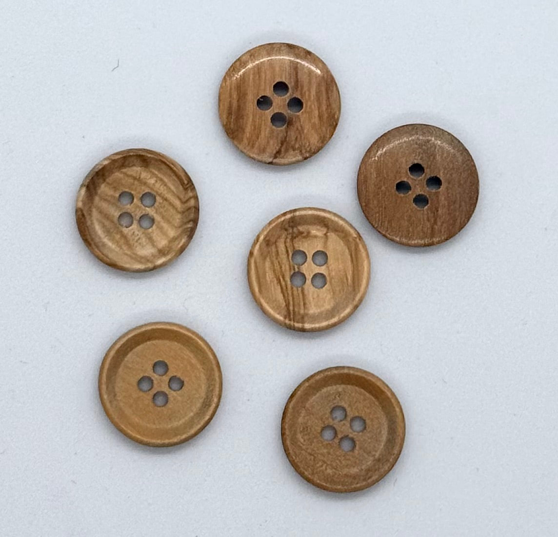 Olivenknapp - 18mm - NEWOLD COMPANY - Garntopia