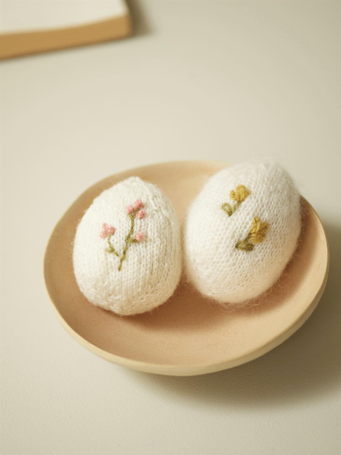 370 - AFTENSTRIKK PÅSKE - Rauma Garn - Garntopia