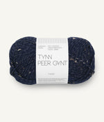 5585 Marineblå m/ Natur Tweed - Tynn Peer Gynt - Sandnes garn - Garntopia