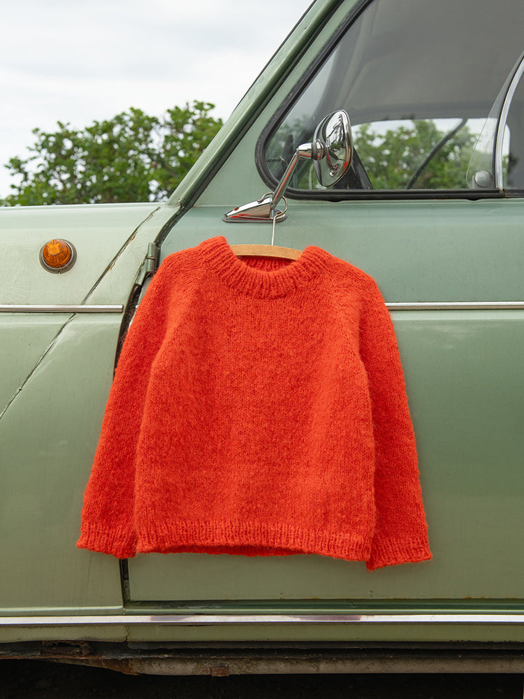 2506 - Mykt til barn - Nr. 6  Tiro Sweater Junior - Sandnes garn - Garntopia