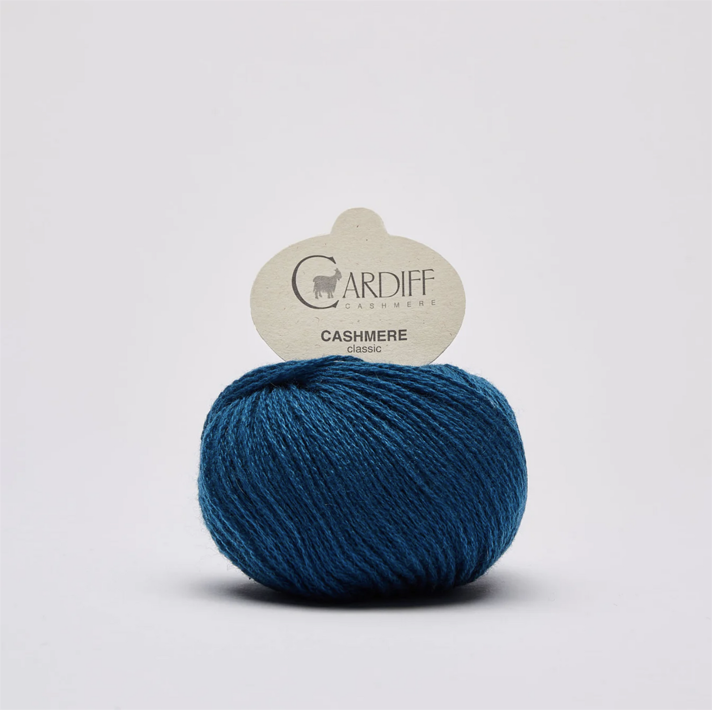 526 Romeo - Classic - Cardiff Cashmere - Garntopia