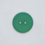 Plastknapp 2 hull - Jæger grøn - 18 mm - Villy Jensen - Garntopia