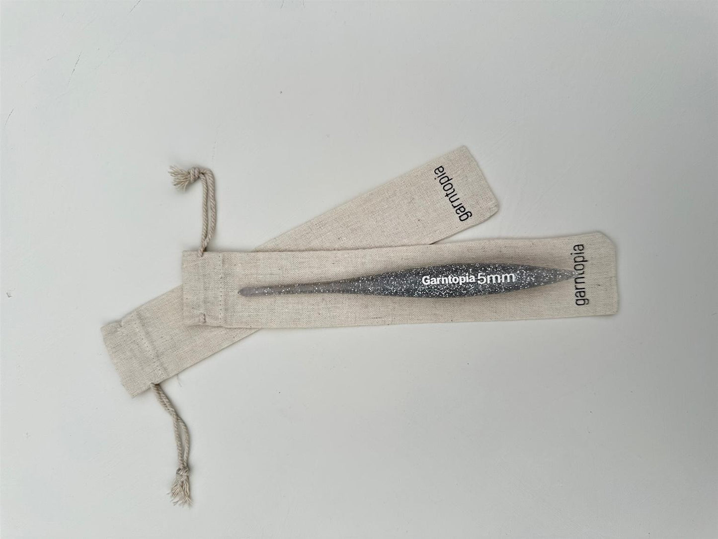 Heklenål Resin Sølv-  5 mm - Garntopia - Garntopia