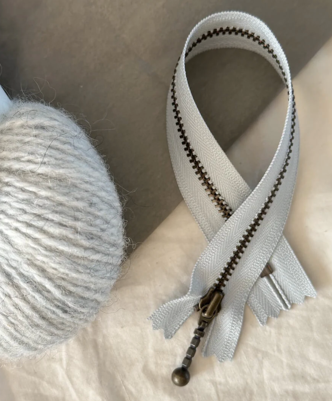 Glidelås 23 cm - Havskum - PetiteKnit - Garntopia