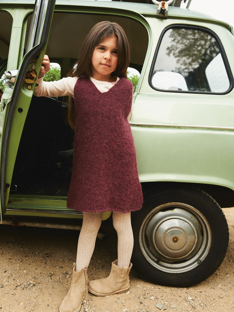 2506 - Mykt til barn - Nr. 1  Meadow Dress junior - Sandnes garn - Garntopia