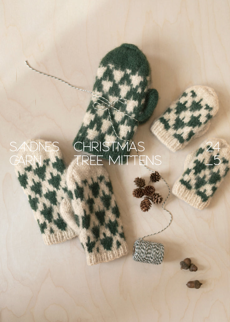Christmas Tree Mittens  24_5 - Sandnes garn - Garntopia