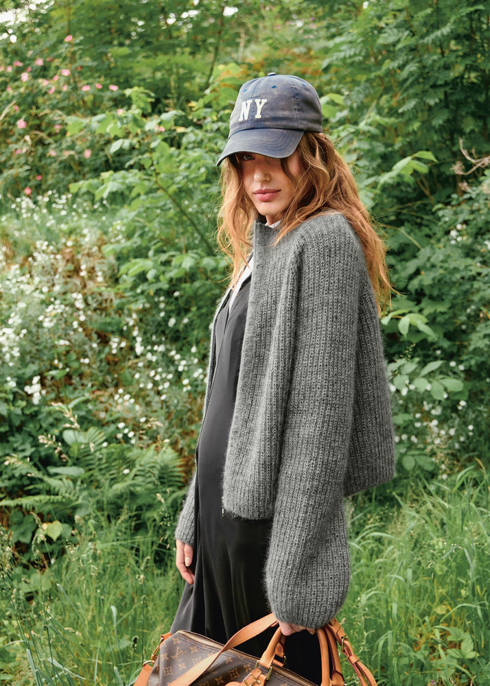 2507 - DIY - NR. 10 TIA Zipper Jacket - ENGLISH - Sandnes garn - Garntopia