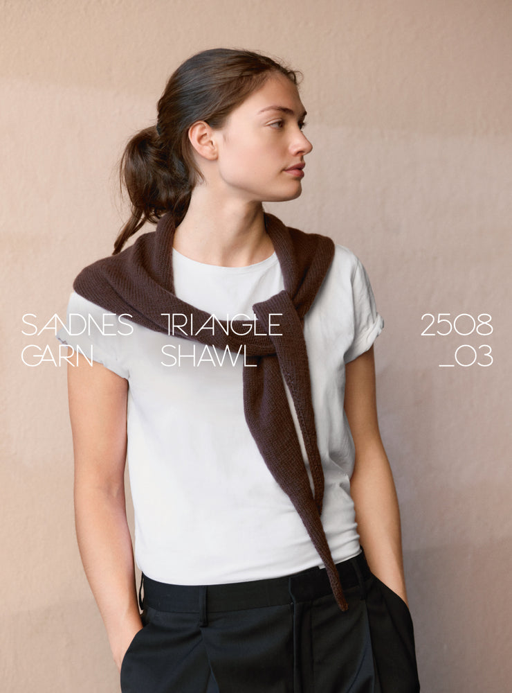2508 - Cashmere - Nr. 3  Triangle Shawl