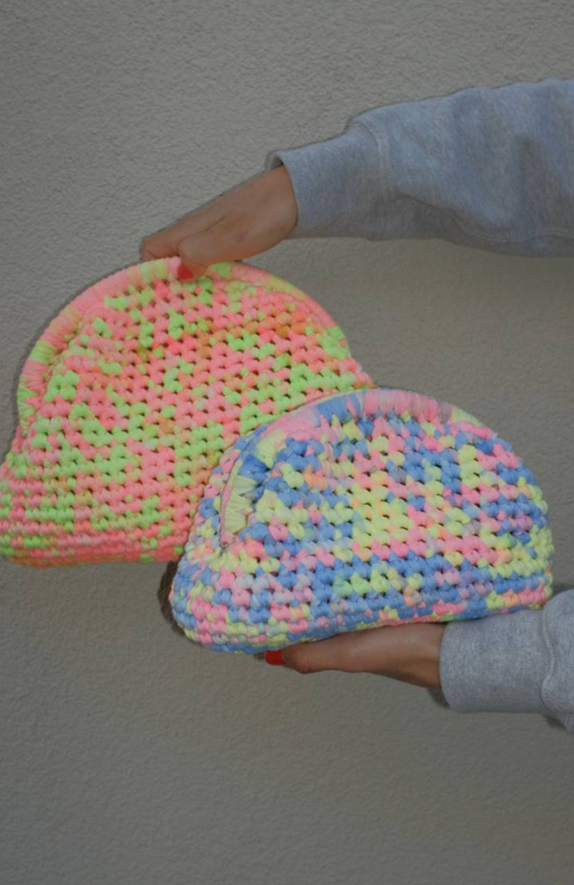 LittMyeClutch - English - Litt Mye Oppskrifter - Strikkerlittmye - Garntopia