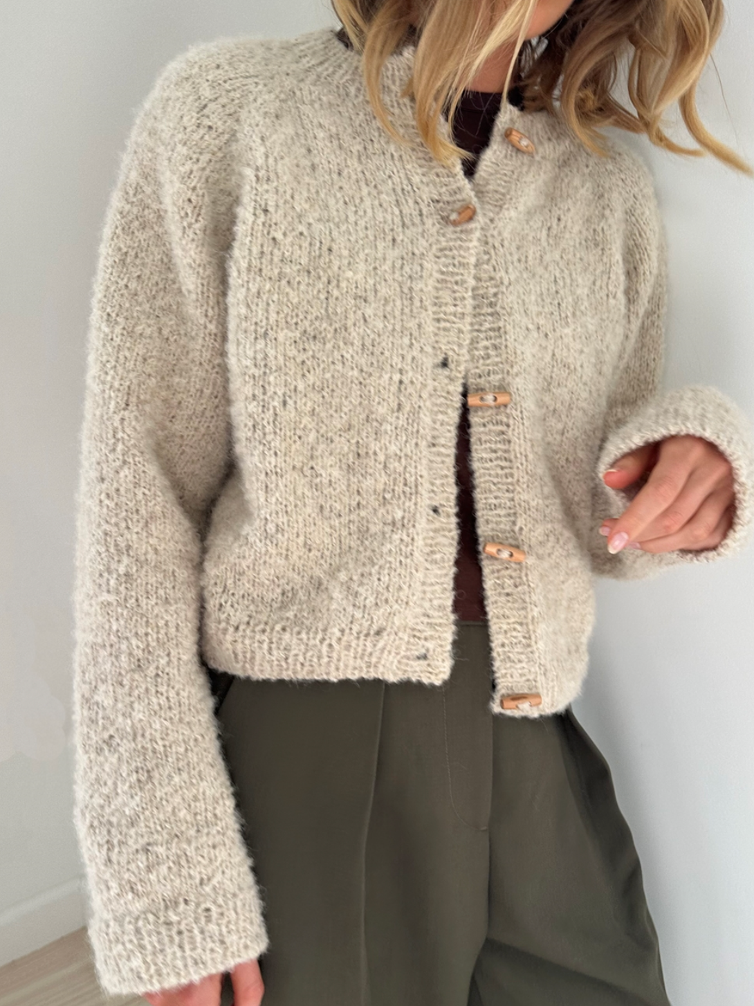 Le Knit - Foundation Cardigan - Papir - Lene Holme Samsøe - Garntopia