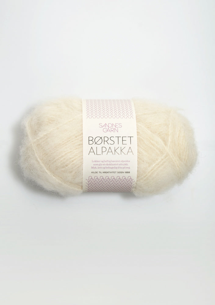 1012 Naturhvit -	Børstet alpakka - Sandnes garn - Garntopia