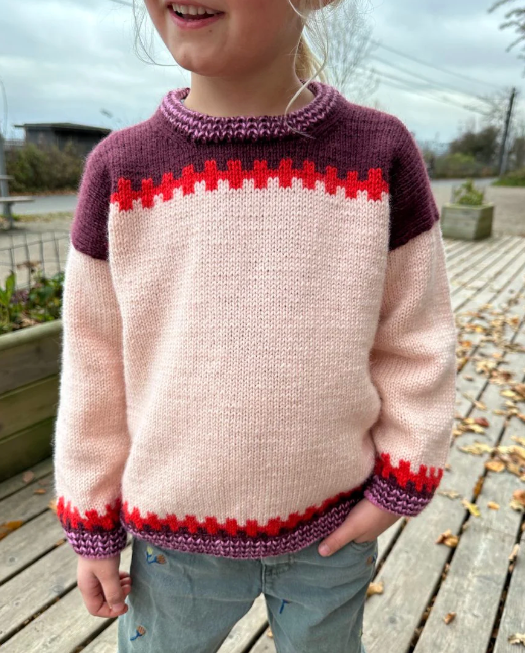 Cross Sweater Junior - Papir - PetiteKnit - Garntopia