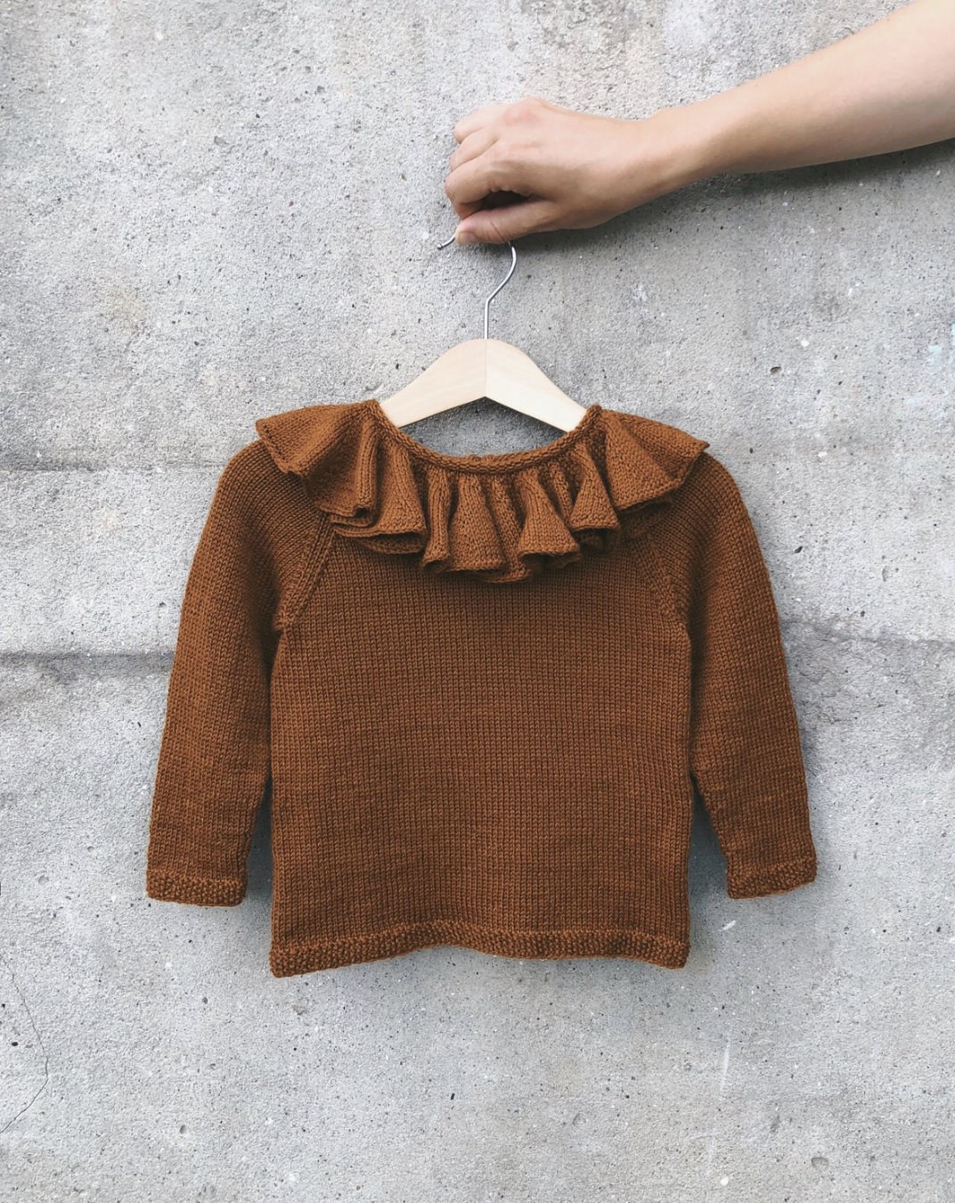 Karens Rysjegenser - Papir - PetiteKnit - Garntopia