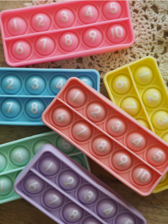 POP-IT omgangsteller Lilla- Pearls and knits - Pearls and Knits - Garntopia