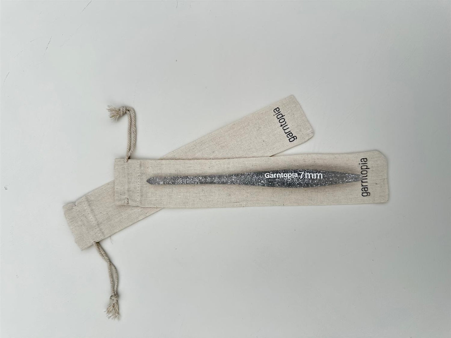 Heklenål Resin Sølv-  7 mm - Garntopia - Garntopia