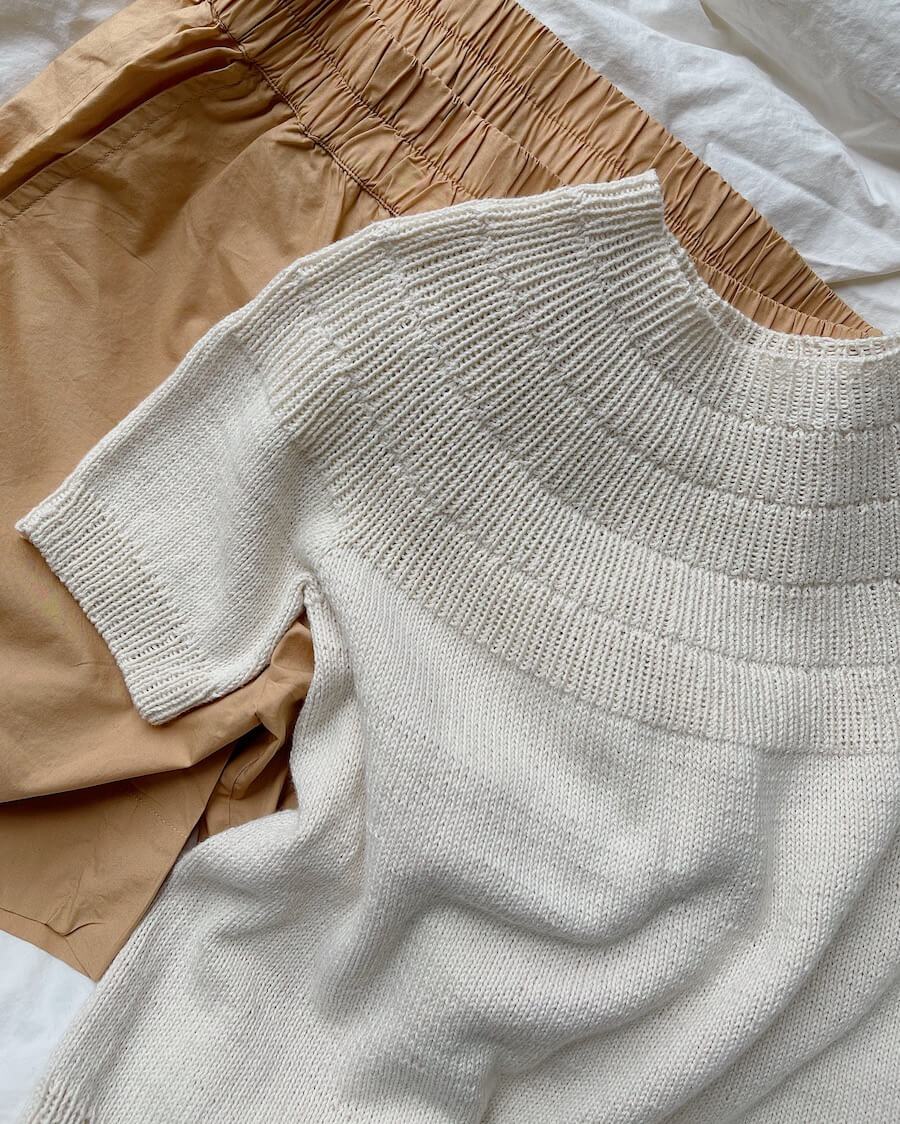 Ankers Tee - Papir - PetiteKnit - Garntopia