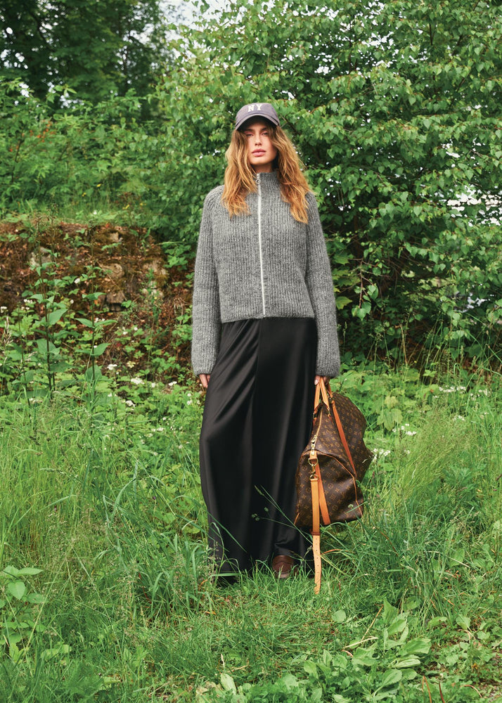 2507 - DIY - NR. 10 TIA Zipper Jacket - ENGLISH - Sandnes garn - Garntopia